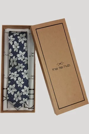 The Tie Hub Men Printed Silk Formal Skinny Tie