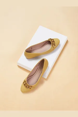 Pantaloons Round Toe Ballerinas