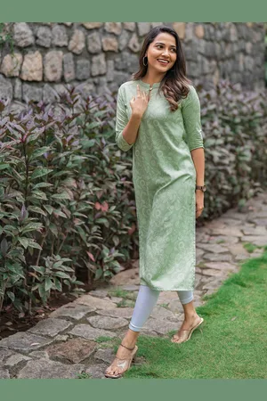 Hay Floral Printed Mandarin Collar Straight Kurta