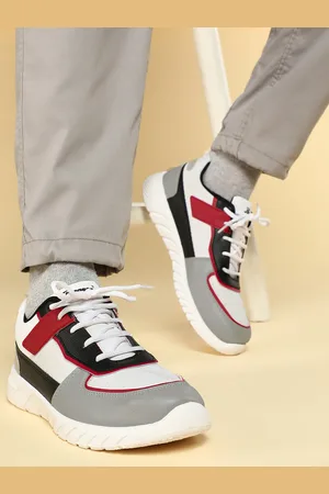 PARAGON Men Colourblocked Comfort Insole Sneakers