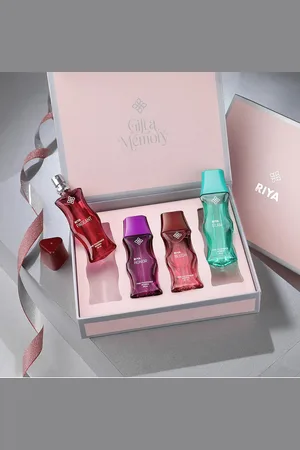 Riya Set Of 4 Women Long Lasting Glam Pagement Honour Blush EDP-20ml Each