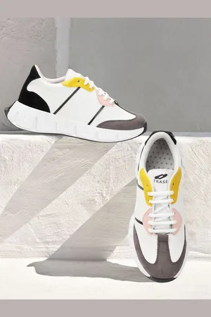 TRASE Women Colourblocked Round Toe Heeled Sneakers