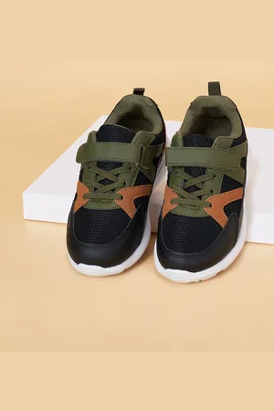 Pantaloons Boys Colourblocked Sneakers