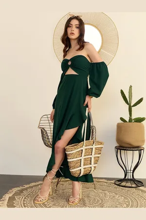 Berrylush Off-Shoulder A-Line Midi Dress