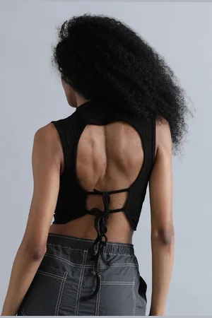 Bene Kleed Sleeveless Ribbed Fitted Crop Top