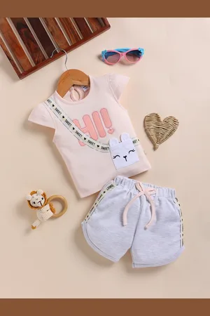 Moms Love Infant Girls Pure Cotton Printed Top with Shorts