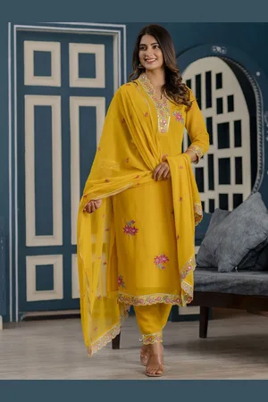 Charu Women Floral Embroidered Regular Thread Work Kurta with Trousers & With Dupatta