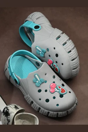 Birde Women Self-Design Rubber Clogs