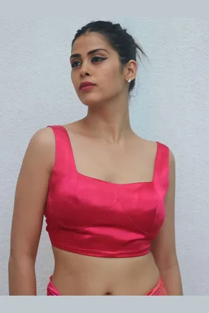 Chidiyaa Square Neck Sleeveless Silk Saree Blouse