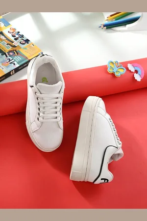 FRESH 1947 FEET Girls Round Toe Comfort Insole Lightweight Sneakers