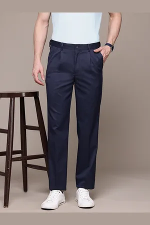 Nautica Men Flex Waistband Classic Fit Pleated Formal Trousers