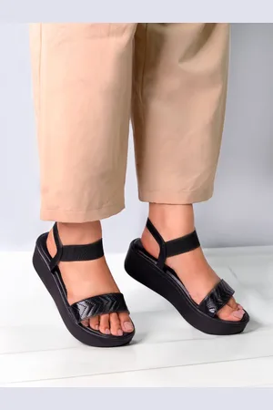 MONROW Textured Open Toe Flatform Heels