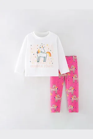 Stylecast Girls White Printed Pure Cotton T-shirt With Leggings