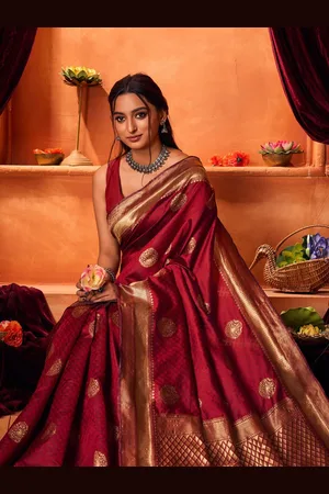 Varanga Woven Design Zari Banarasi Saree