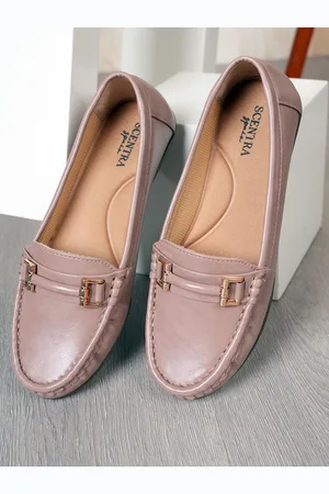 Scentra Women Round Toe Comfort Insole Loafers