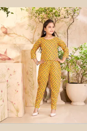 Aarika Girls Printed Pure Cotton Top With Trousers
