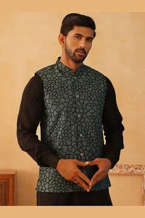 Jompers Men Embroidered Nehru Jacket