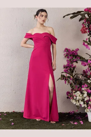 Berrylush Off-Shoulder Maxi Dress