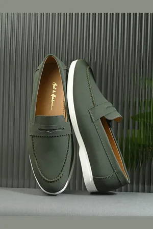 Mast & Harbour Men Colourblocked Comfort Insole Loafers