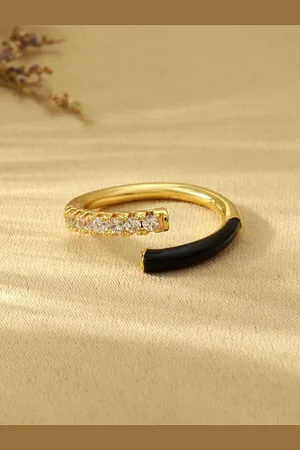 Salty Stones Studded Graceful Delight Ring