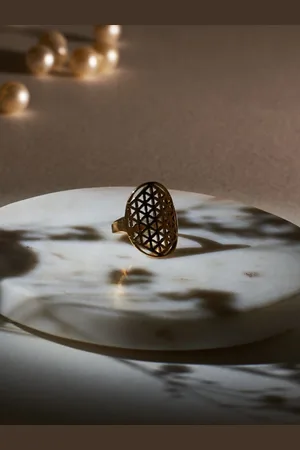 Salty Elegant Era Sparkle Ring