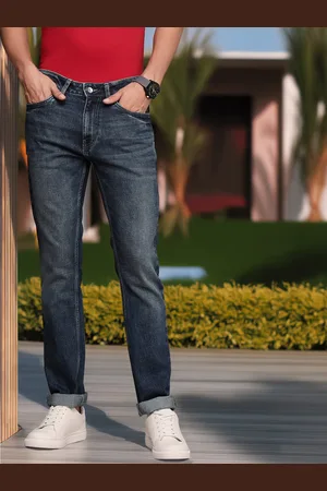 Nautica Men Straight Fit Low-Rise Light Fade Stretchable Jeans