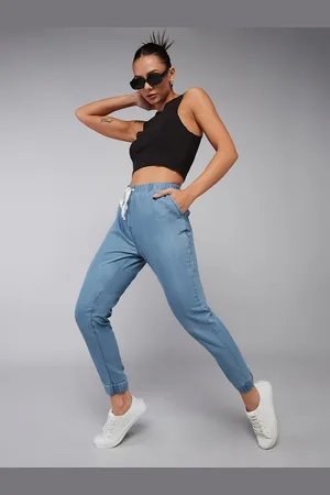 DOLCE CRUDO Women Lightweight Regular Fit Mid Rise Regular Length Non-Stretchable Denim Joggers