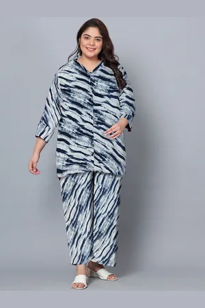 indietoga Women Plus Size Printed Longline Shirt & Trousers