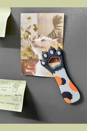 COMICSENSE Grey & Black Silicone Cat Paw Shape Bottle Opener