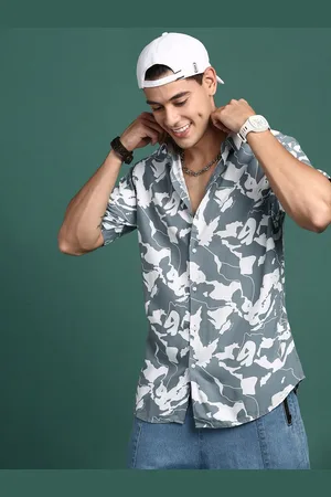 SHOWOFF Men Standard Slim Fit Opaque Printed Casual Shirt