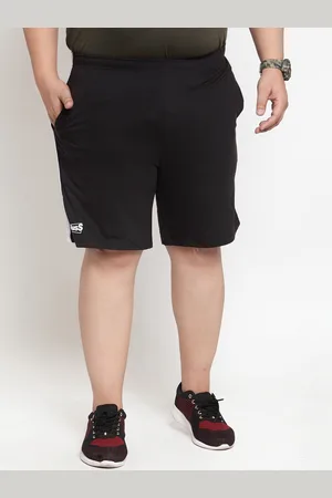 Pluss Men Black Solid Regular Fit Regular Shorts