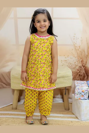 BownBee Girls Floral Printed Regular Pure Cotton Kurta with Harem Pants