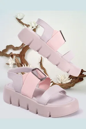 madam glorious Women Block Sandals with Buckles