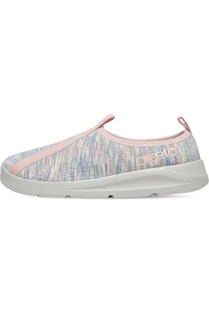 plaeto Women Textured EZPlay Lightweight Knit Upper Slip-On Walking Shoes