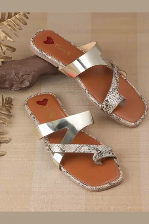 Metro Women Colourblocked One Toe Flats