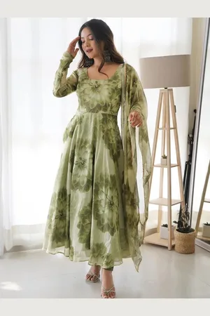 Ethnic Yard Floral Printed Regular Gotta Patti Kurta With Trousers & Dupatta