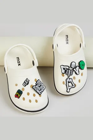 Max Collection Boys Printed Clogs