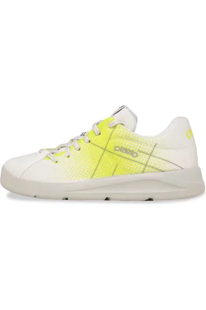 plaeto Men Solid Block 5 Lightweight Floease Multiplay Sneakers