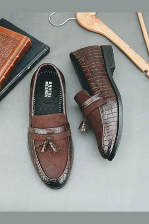 HERE&NOW Men Textred Slip-On Formal Loafer