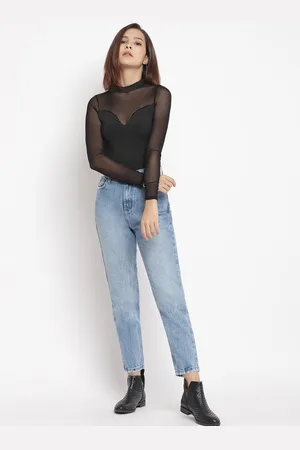 Belliskey Women Blue Boyfriend Fit Mid-Rise Clean Look Cropped Jeans