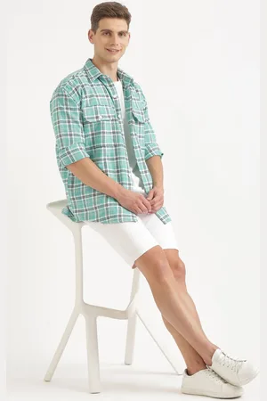 Joven Men Opaque Checked Casual Shirt