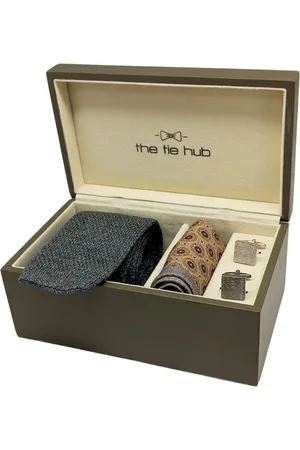 The Tie Hub Men Accessory Gift Set of Silk Necktie with Silk Pocket Square & Cufflink