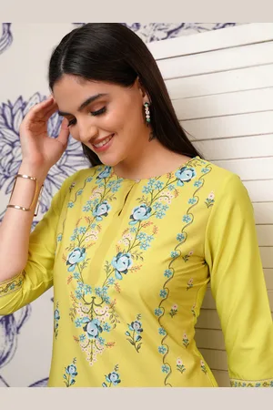 Ketch Floral Printed Keyhole Neck Straight Kurta