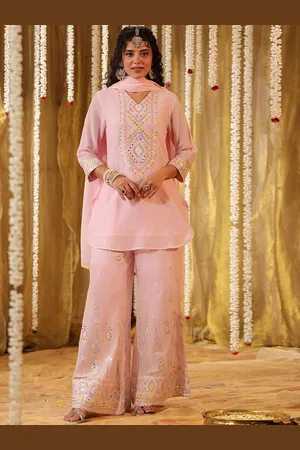 SCAKHI Floral Embroidered Pure Cotton Straight Kurti & Palazzos With Dupatta