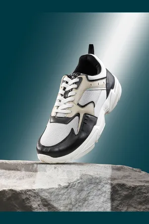 WROGN Men Colourblocked Sneakers