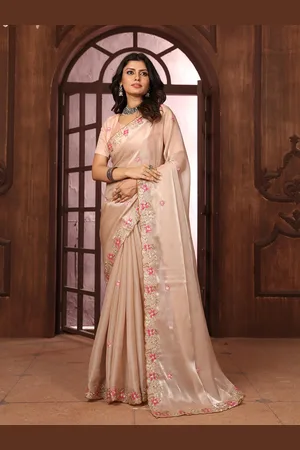 ALAGINI Floral Embroidered Sequinned Saree With Blouse Piece