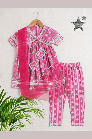 The Magic Wand Girls Floral Printed Gotta Patti Pure Cotton Kurta With Salwar & Dupatta