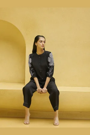 AUTUMN LANE Floral Embroidered Pintucks Band Collar Top And Trouser