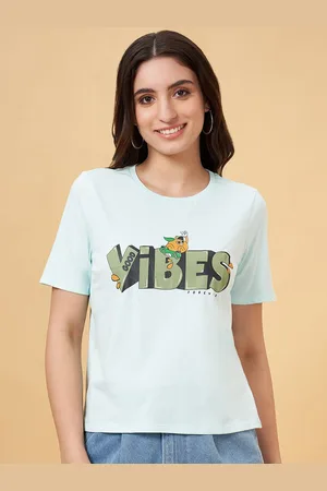 PEOPLE Women Typography Printed Pockets Boxy T-shirt