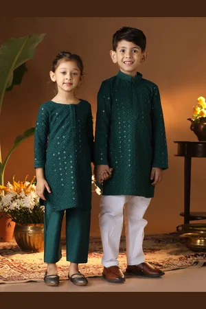 Vastramay Girls Floral Embroidered Sequinned Straight Kurta With Palazzos
